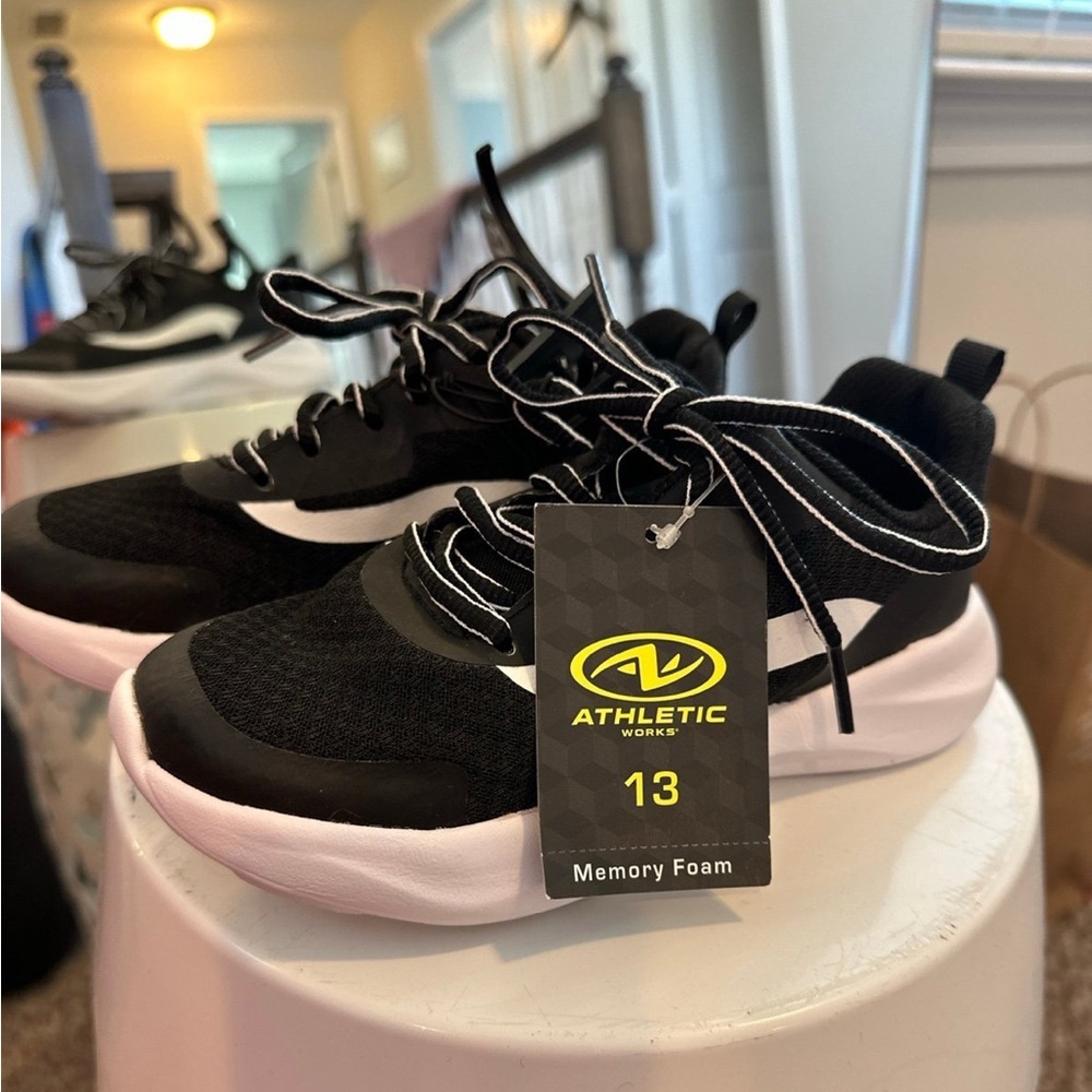 Athletic Works Kids Black Sneakers Size 13Y
